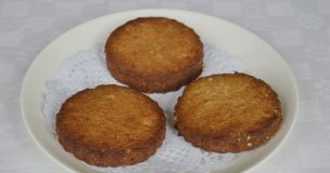 Gluten-free Gingernut Biscuits (made with lard)