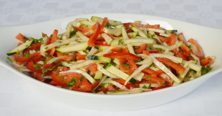 Courgette and Red Pepper Salad